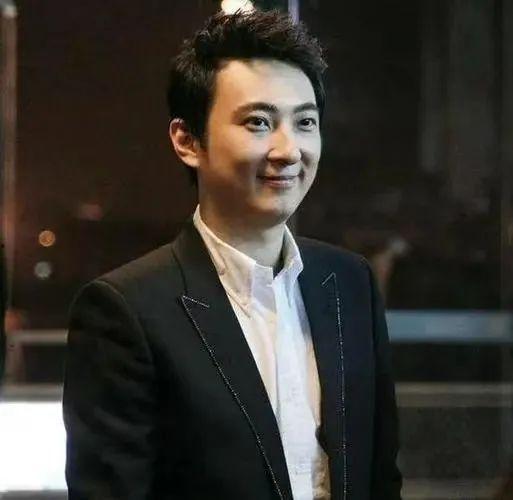 吃瓜娱乐王思聪是谁的孩子,吃瓜娱乐王思聪背后的神秘家族背景