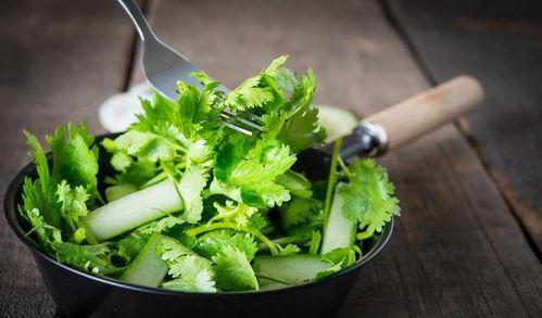 香菜娱乐圈吃瓜,揭秘明星们的“吃瓜”日常